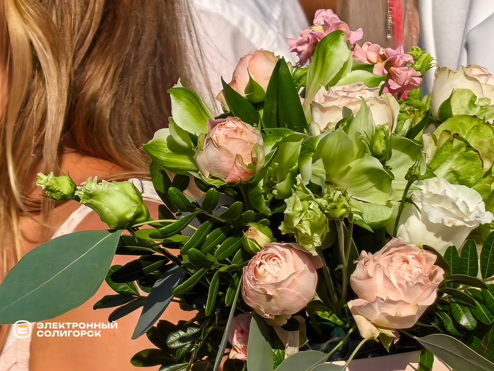 Торжественная линейка в сш 3 Солигорска