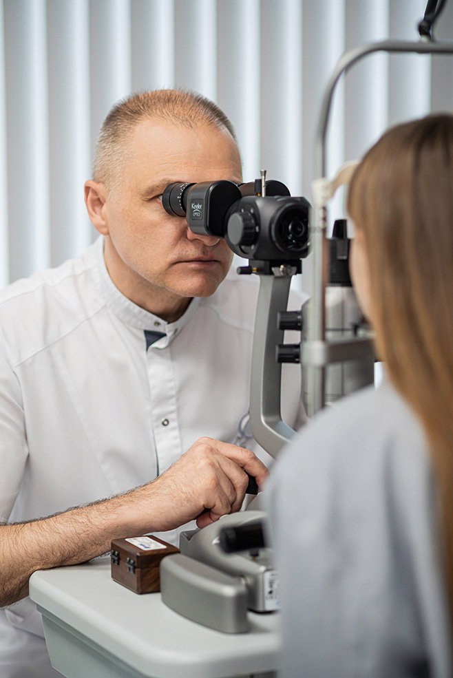 офтальмохирург клиники Мерси Антоненко Виталий Владимирович