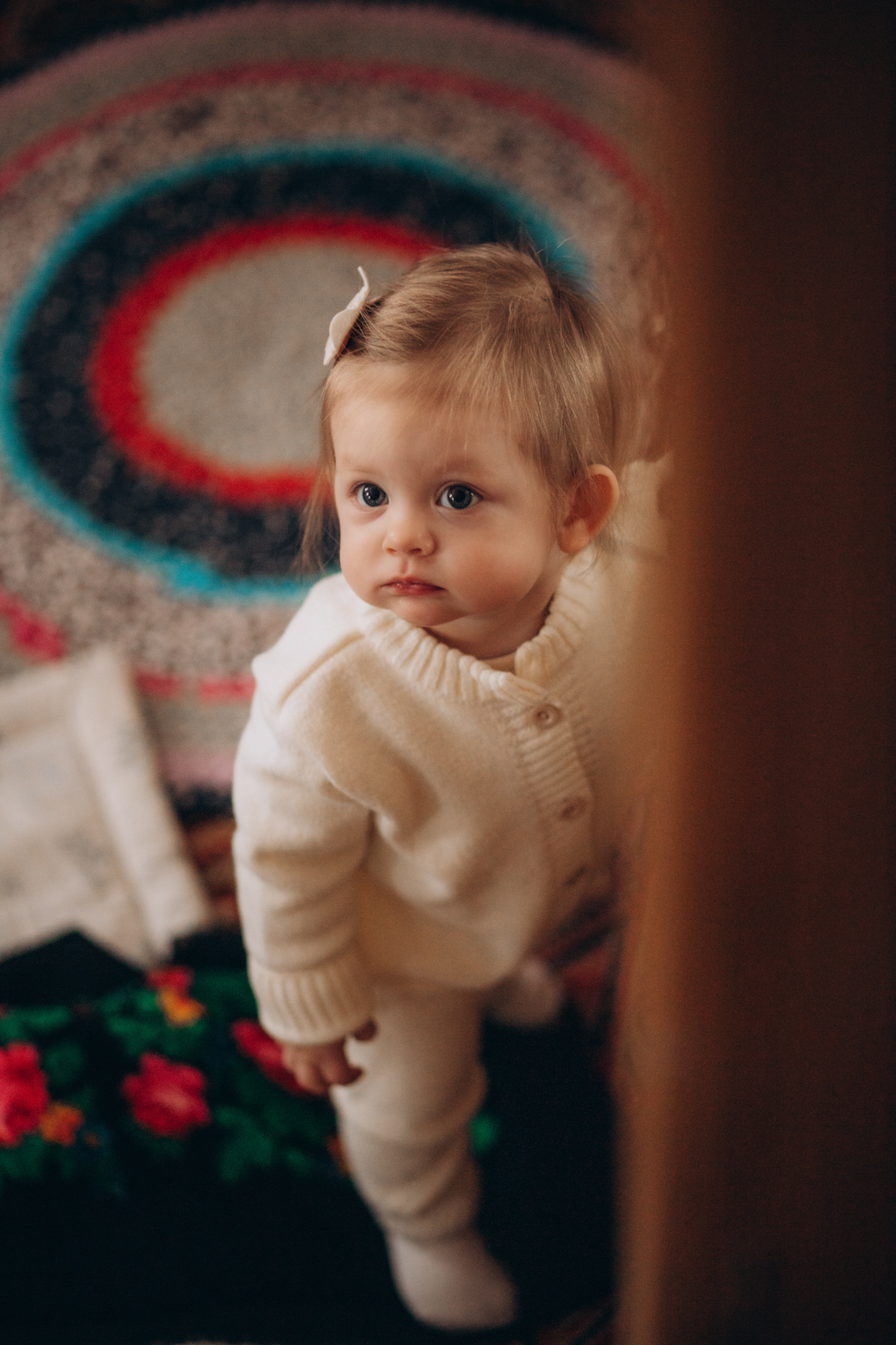 Фотосессия маленькой солигорчанки Сафины с прабабушкой Ниной Ильиничной