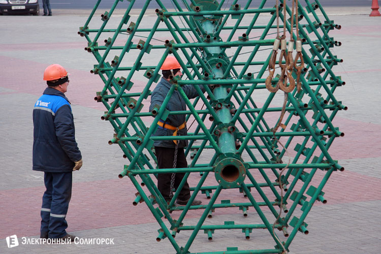 новогодняя елка Солигорск