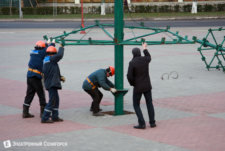 новогодняя елка Солигорск