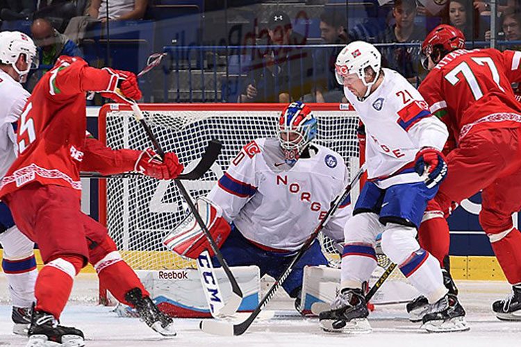 Сборная Беларуси обыграла Норвегию и вышла в плей-офф ЧМ по хоккею